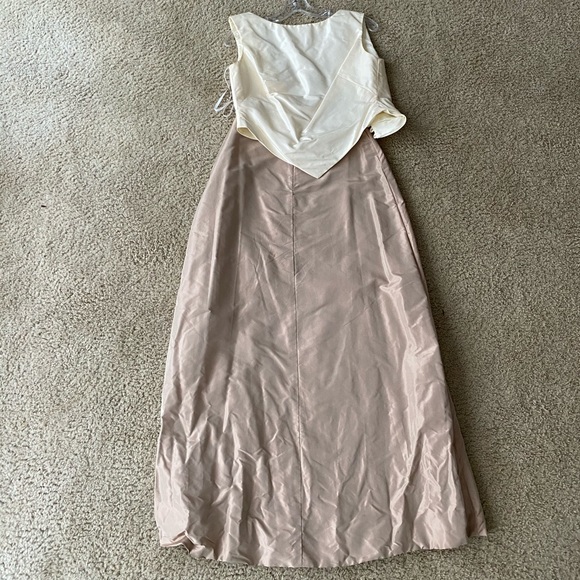 Watters & Watters Dress - Picture 2 of 4